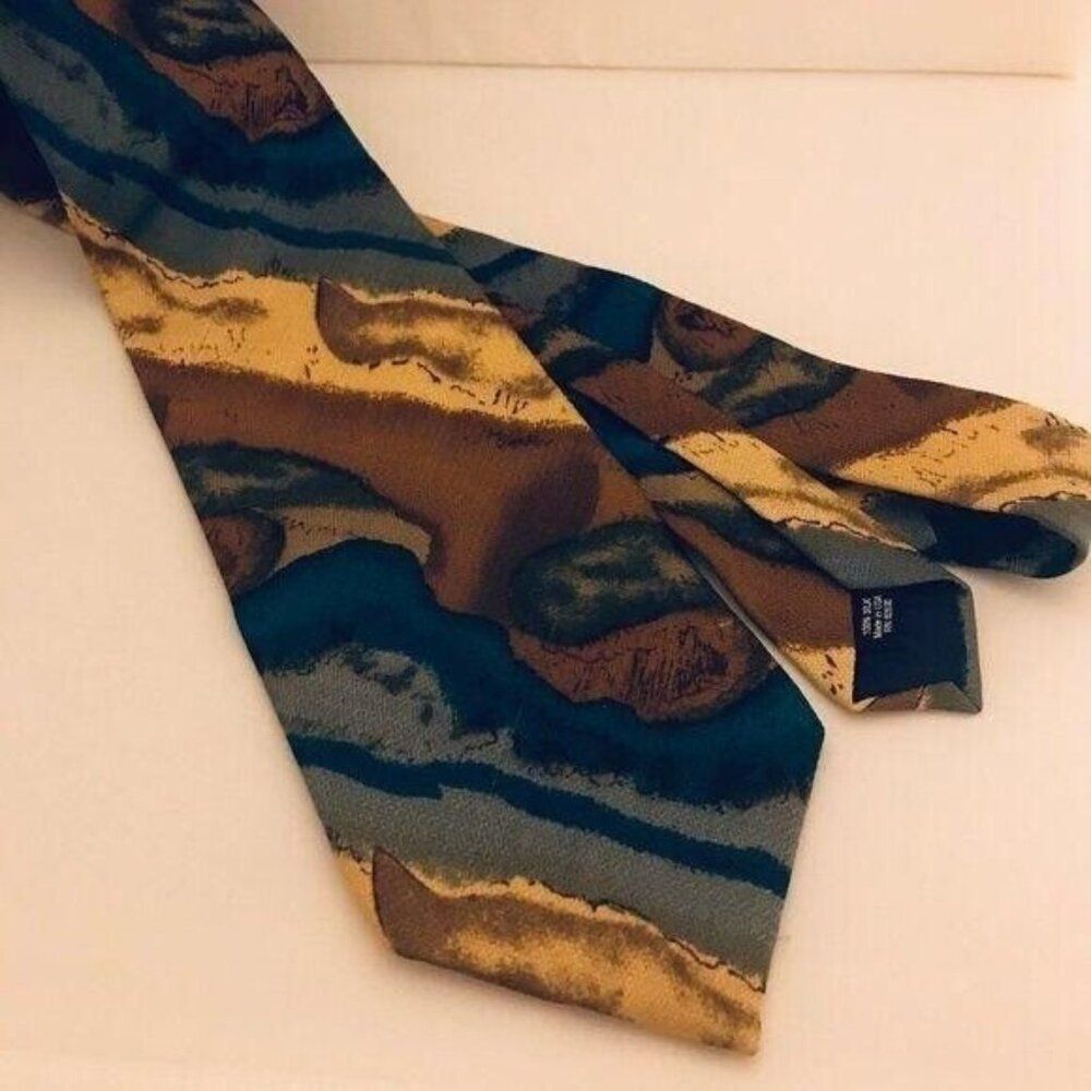 #1710 VTG J GARCIA EARTH TONE COLORS NECKTIE 56X4